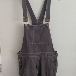 5️⃣ Grey Overalls